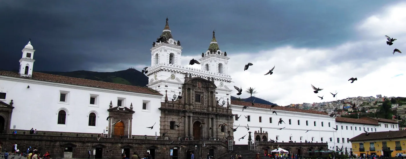 ecuador quito kirche