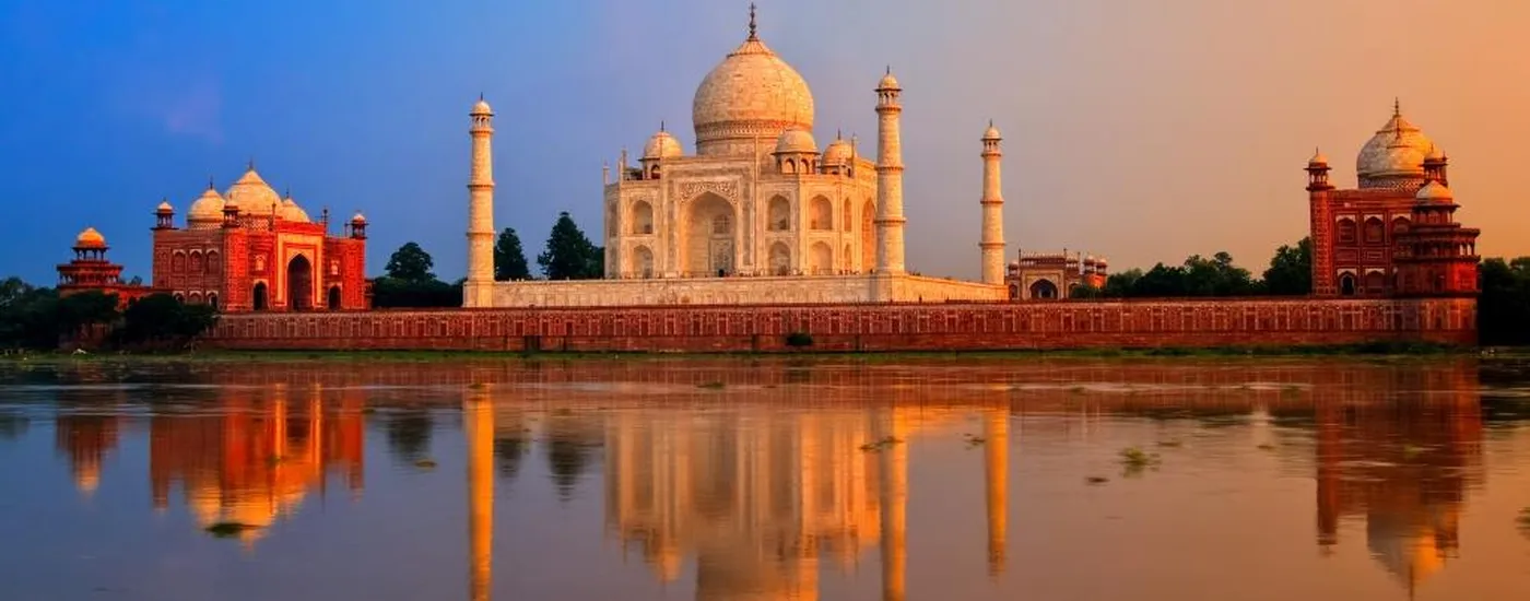 Indien Agra TajMahal Palast See Sonnenuntergang