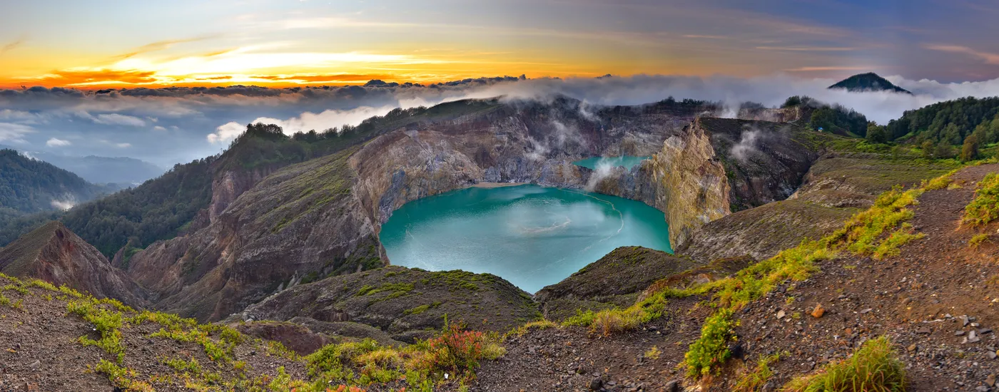 Indonesien-Flores-Kelimutu-Vulkan-Sonnenuntergang