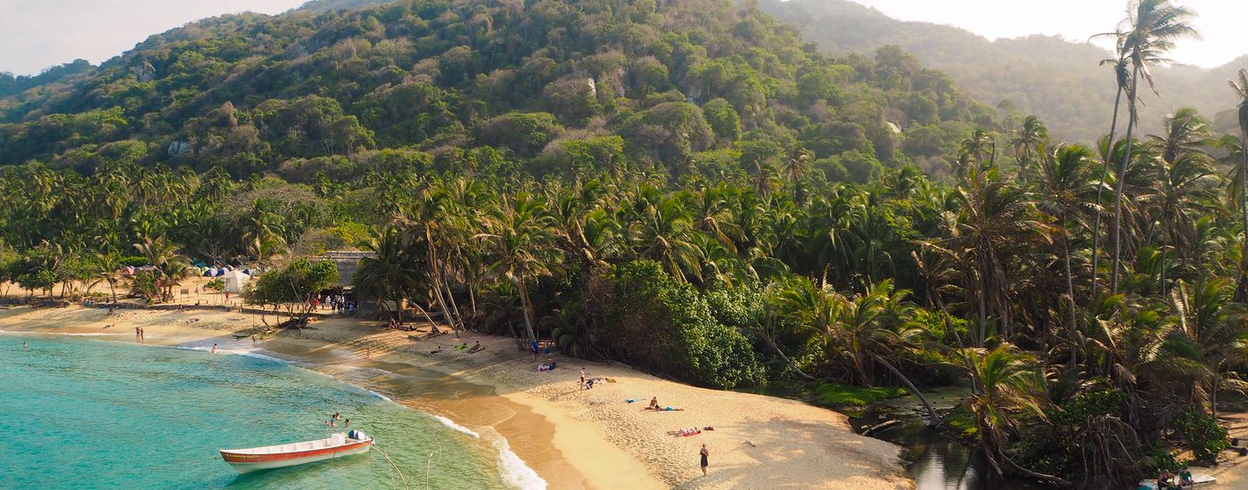 Kolumbien - Tayrona Strand AdobeStock_225160646