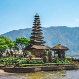 indonesien bali tempel see Pura Ulun Danu romeo a UXhECwQEHQA unsplash