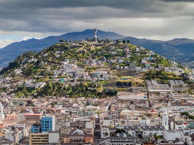 Quito AdobeStock 94416820 correct (3)