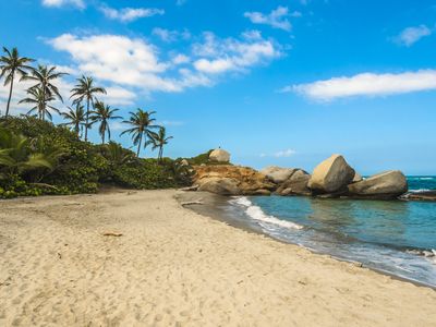 Kolumbien-Tayrona Nationalpark-Arrecifes Strand-iStock-683762862