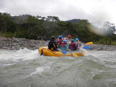 Ecuador-Hakuna Matata-Rafting-Kai Single