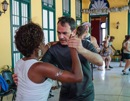 Salsa-Tanzkurs in Havanna mit Ausflugsprogramm