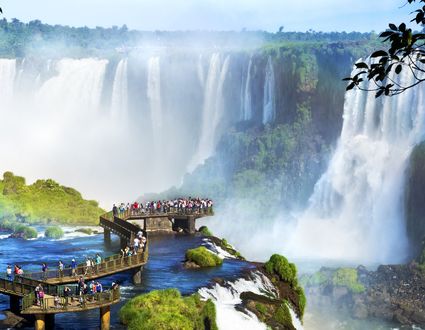 Imposante Iguazú Wasserfälle