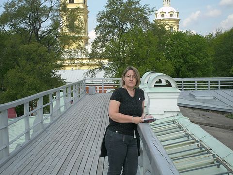 Anna Sapsal