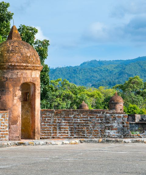 Hondura_Omoa_hector-emilio-gonzalez-XDDZUeD_AEE-unsplash