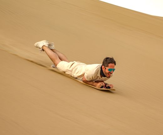 Peru_Huacachina_Sandboarding_Wuestenbuggytour