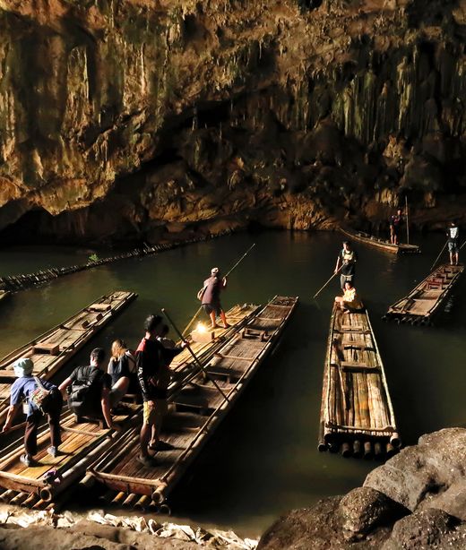 Thailand_Pai_ThamLot_Floße