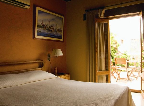 Hotel Tres Banderas