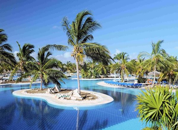 Hotel Playa Pesquero