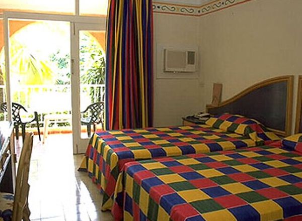Hotel Mercure Cuatro Palmas