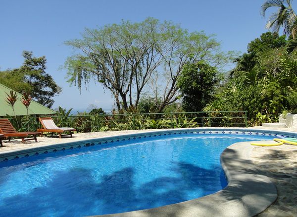 Tabulia Tree Hotel & Villas