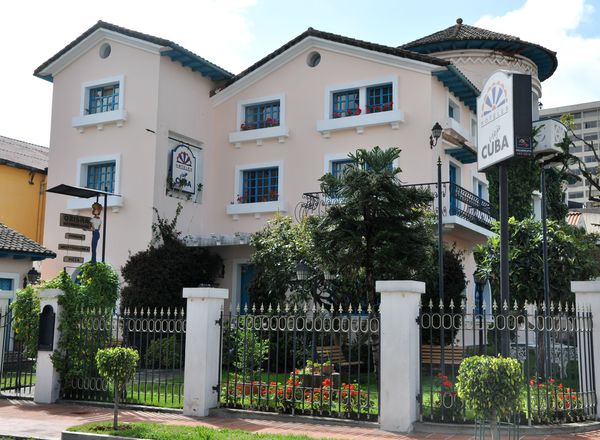 Hotel Vieja Cuba