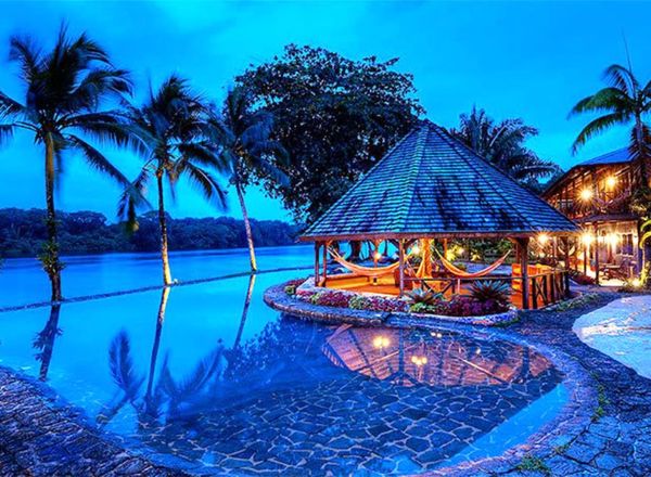 Tortuga Lodge & Gardens