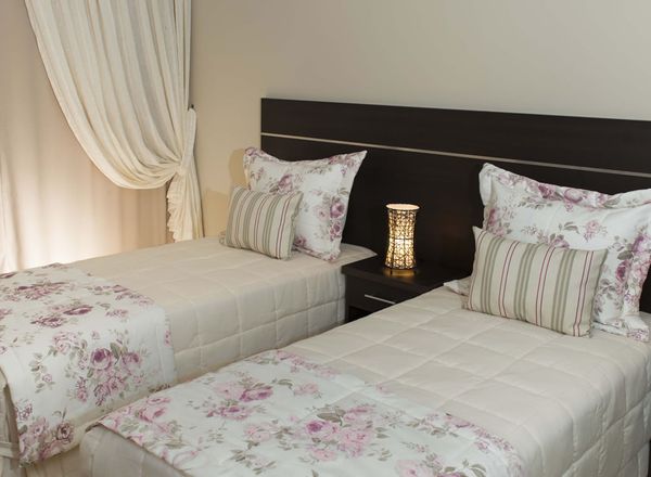 Hotel Arami