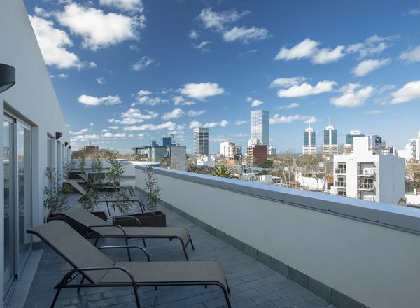 Regency Way Montevideo Hotel
