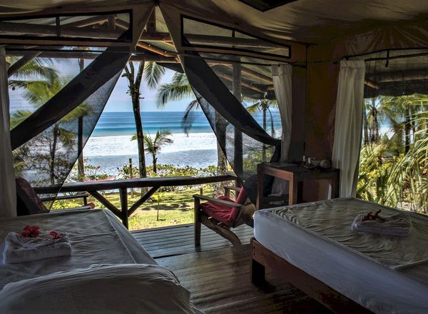 La Leona Ecolodge