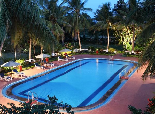 Ideal River View Resort