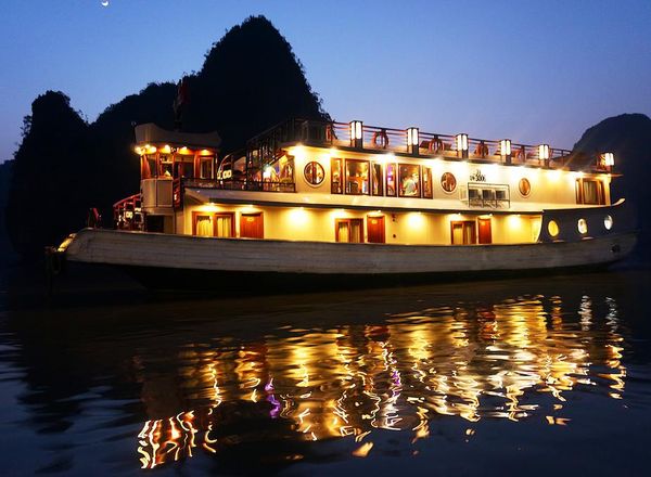 Oriental Sails