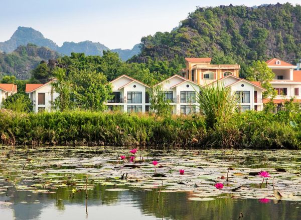 Tam Coc La Montagne Resort & Spa