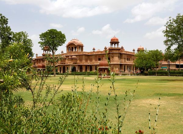 Lallgarh Palace