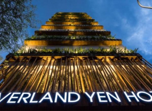 Silverland Yen
