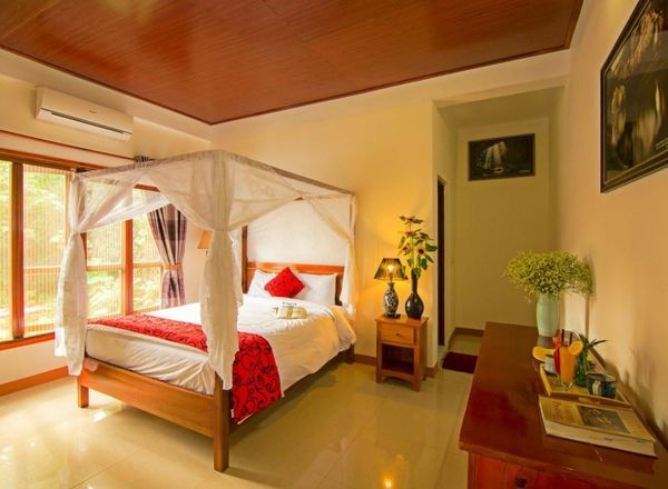 Phong Nha Lake House Resort