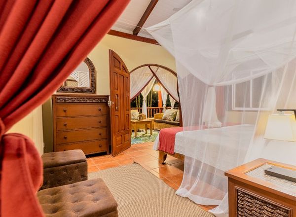 El Encanto Hotel