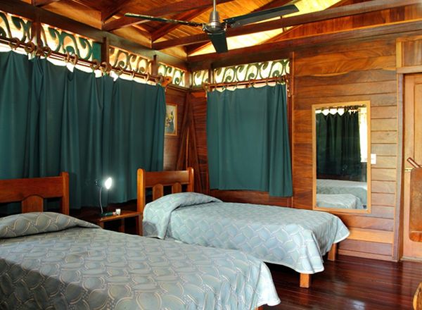 La Ensenada Lodge