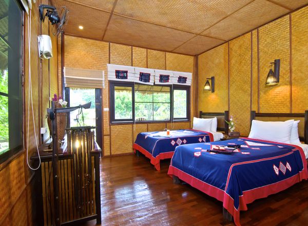 Hmong Hilltribe Lodge