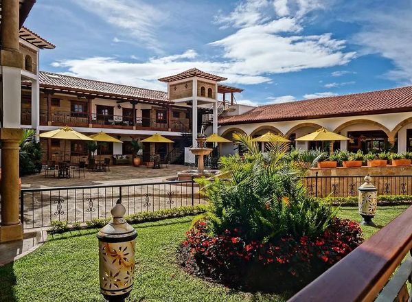 Hotel Campanario de la Villa