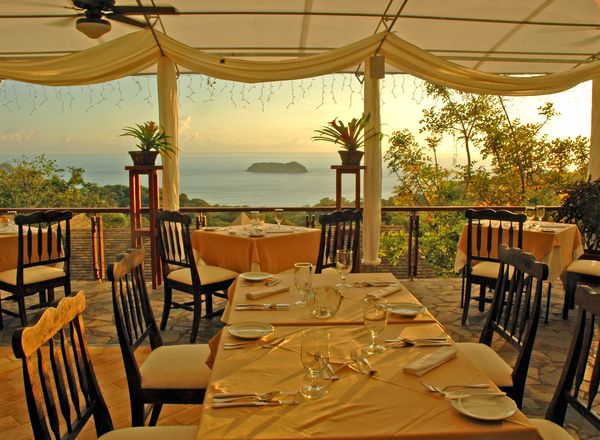 Si Como No Resort & Wildlife Refuge