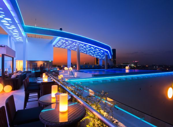 Sun and Moon Urban Hotel