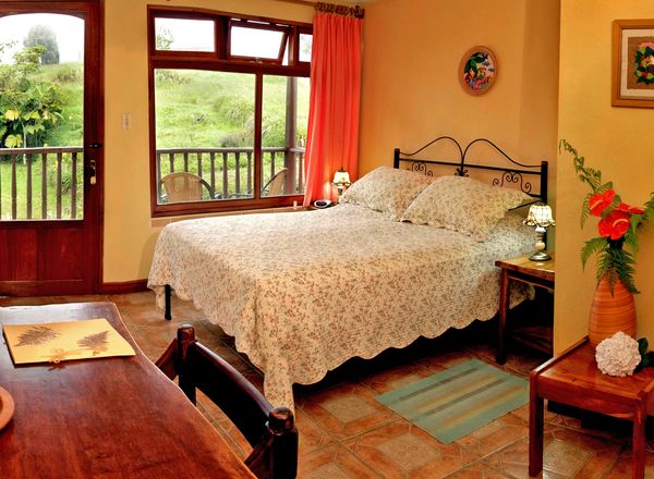 Guayabo Lodge