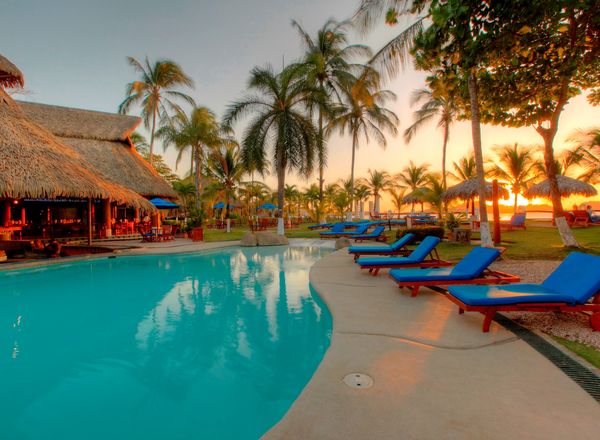 Bahia del Sol Beachfront Boutique Hotel