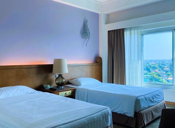 Krungsri River Hotel