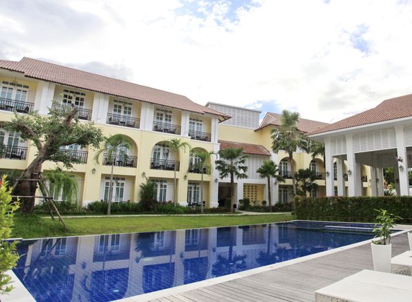 Khamthana Hotel