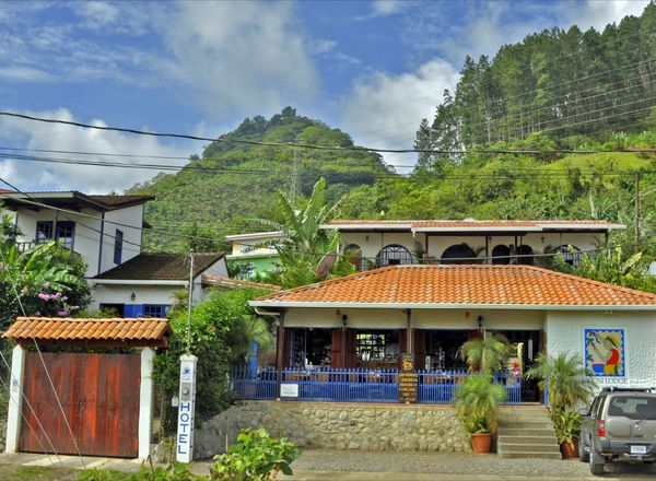 Orosi Lodge