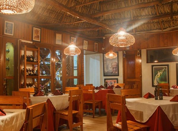 Hotel Dos Mundos