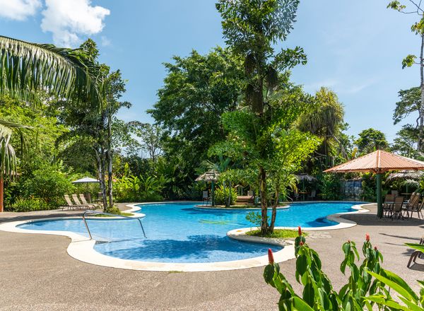 Laguna Lodge