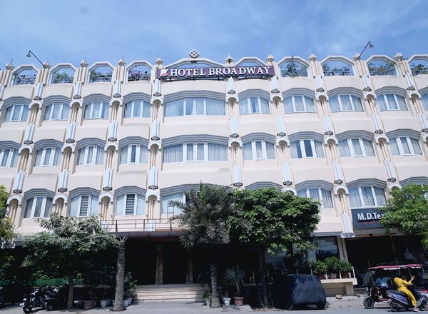 New Hotel Broadway