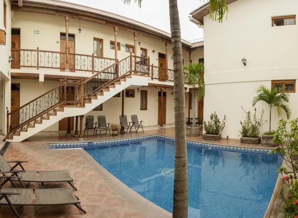 Hotel El Almirante