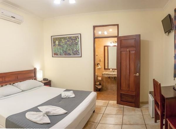 Hotel El Almirante