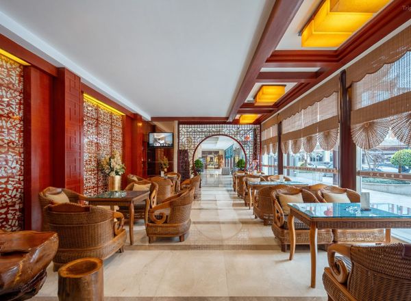 Fenghuang International Hotel