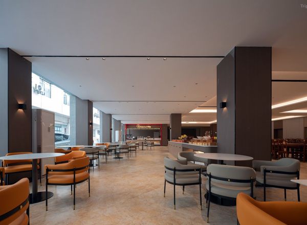 Borrman International Hotel