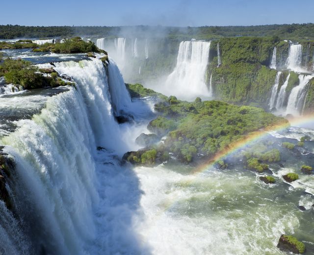 Argentinien Iguazu Wasserfälle Garganta del Diablo iStock 155384430