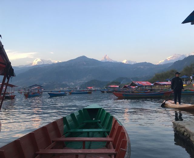 Nepal Pokhara Phewa See bei Sonnenuntergang
