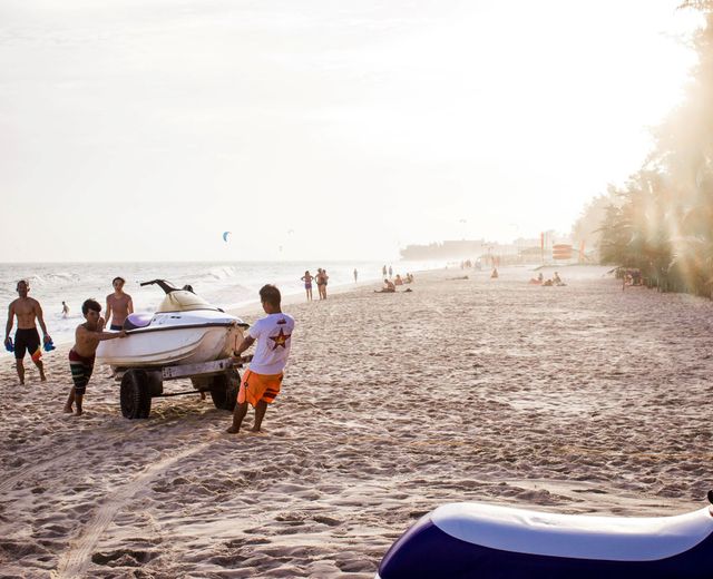 Vietnam Mui Ne Strand Wassersport Sonne Urlaub